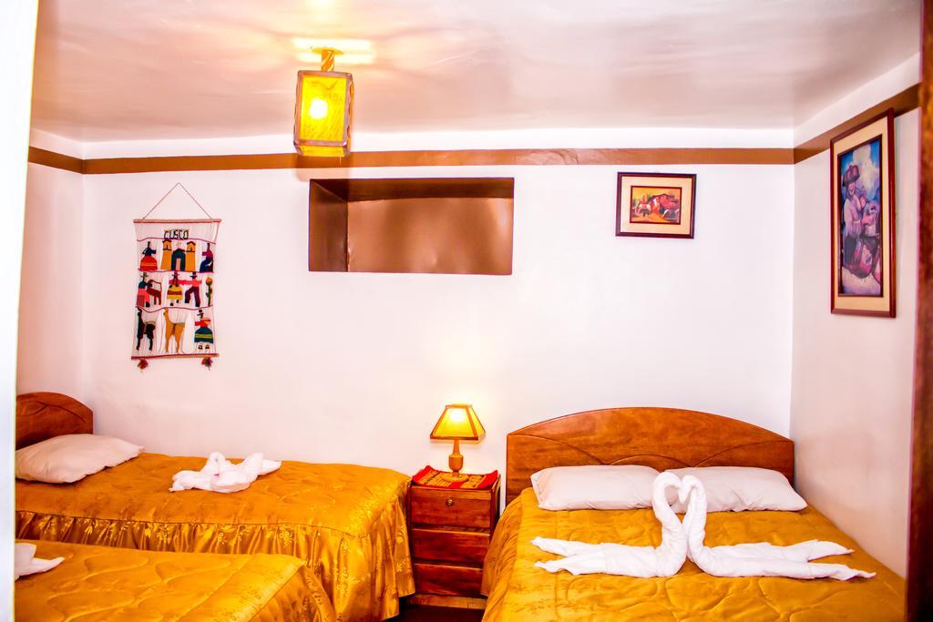 Marlon'S House Cusco Hotell Santa Ana  Rum bild